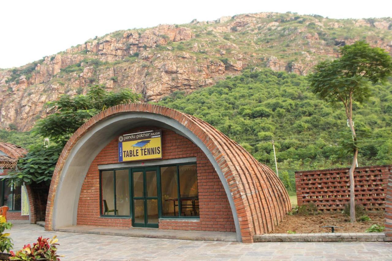 Pandu Pokhar Eco Adventure Resort Rājgīr Buitenkant foto